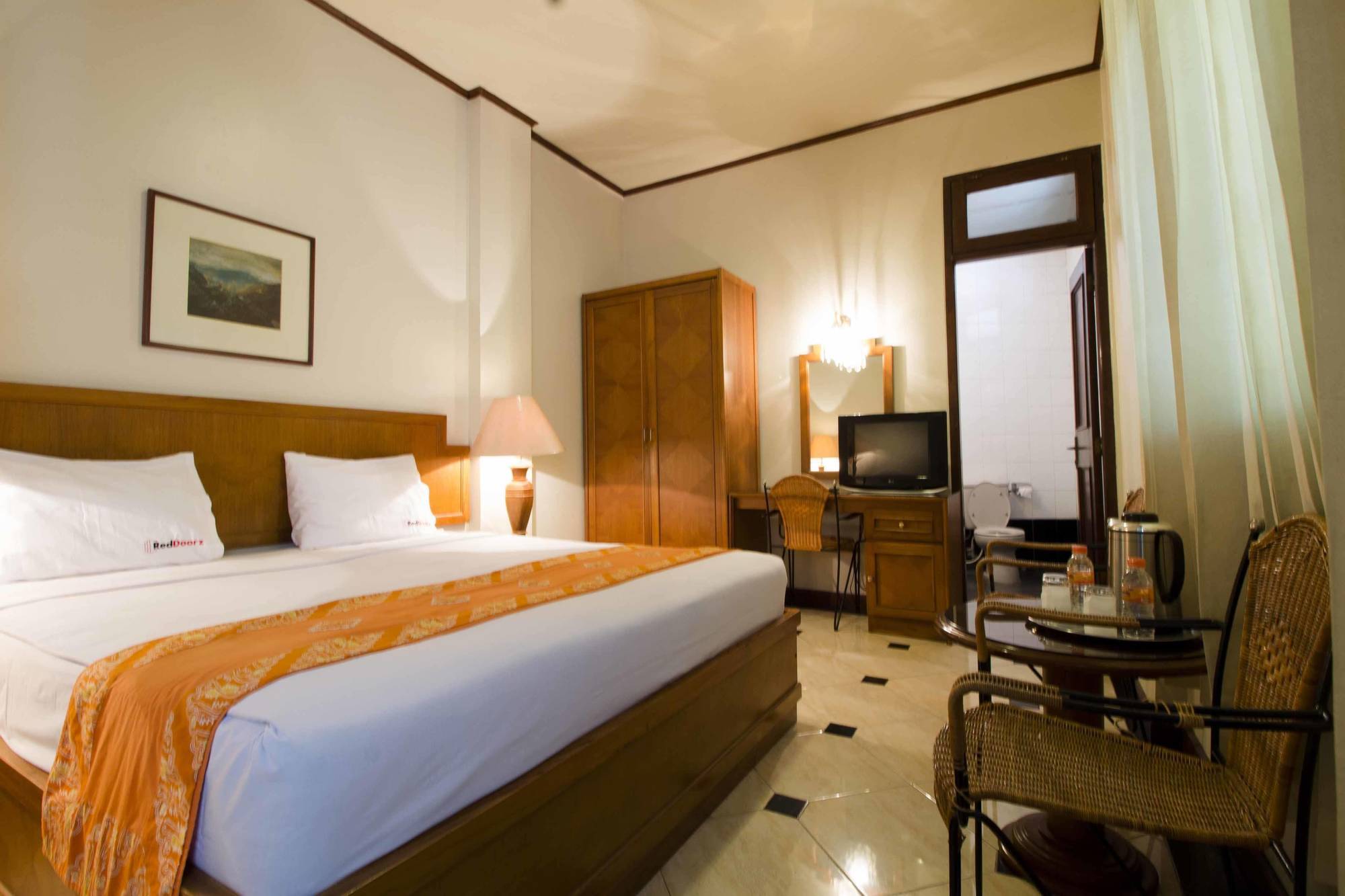 Reddoorz @ Dago Hotell Bandung Eksteriør bilde
